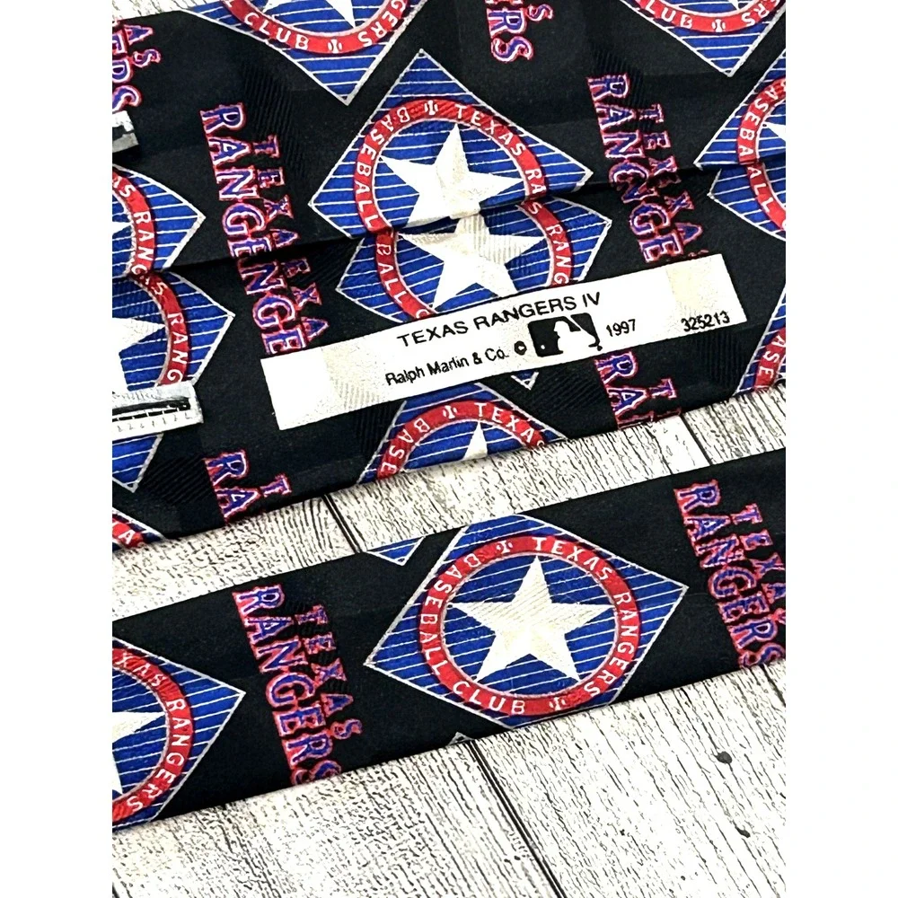 Vintage 1997 Ralph Marlin & Co. Texas Rangers‎ MLB Baseball Silk Tie Necktie EUC
